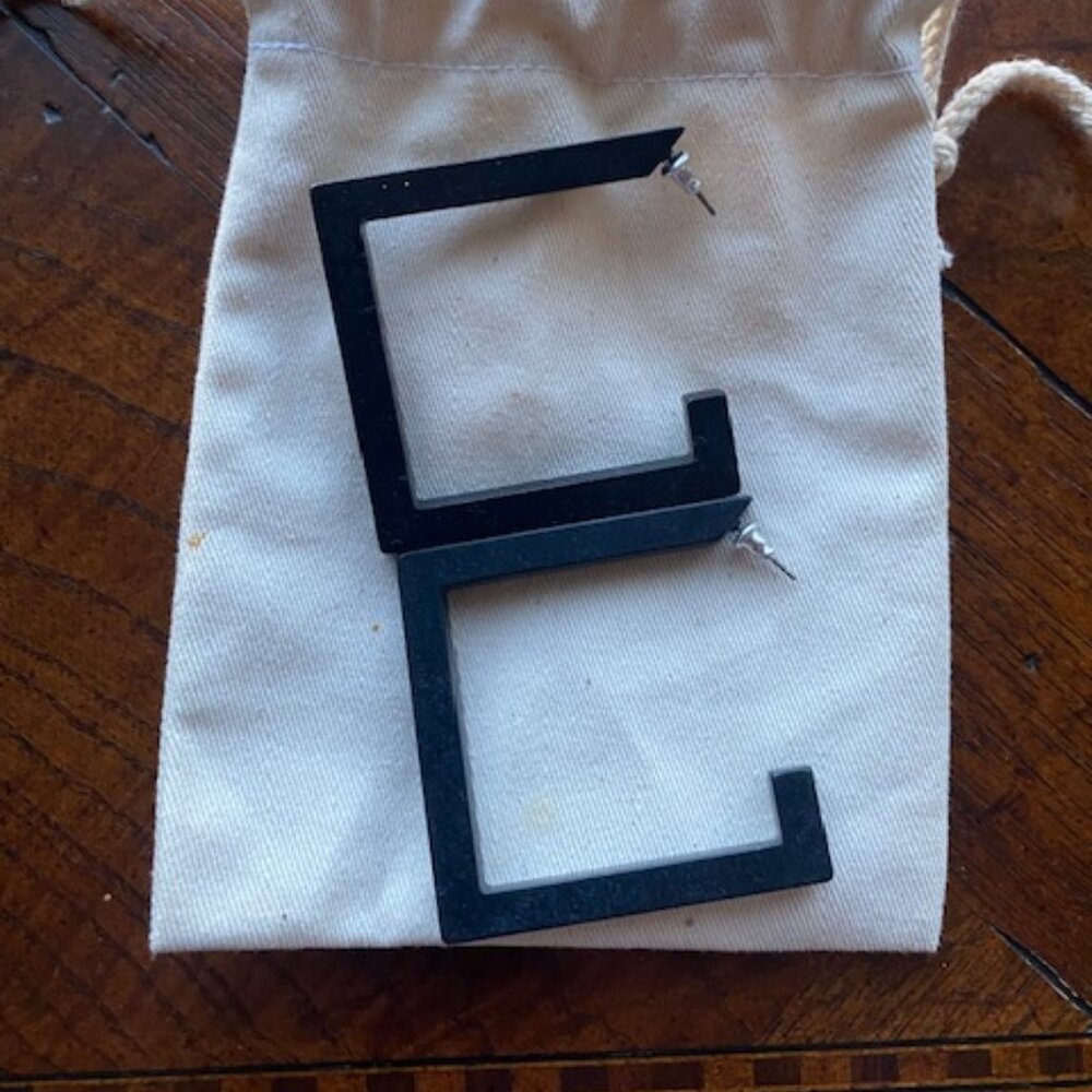 Square hoop earrings